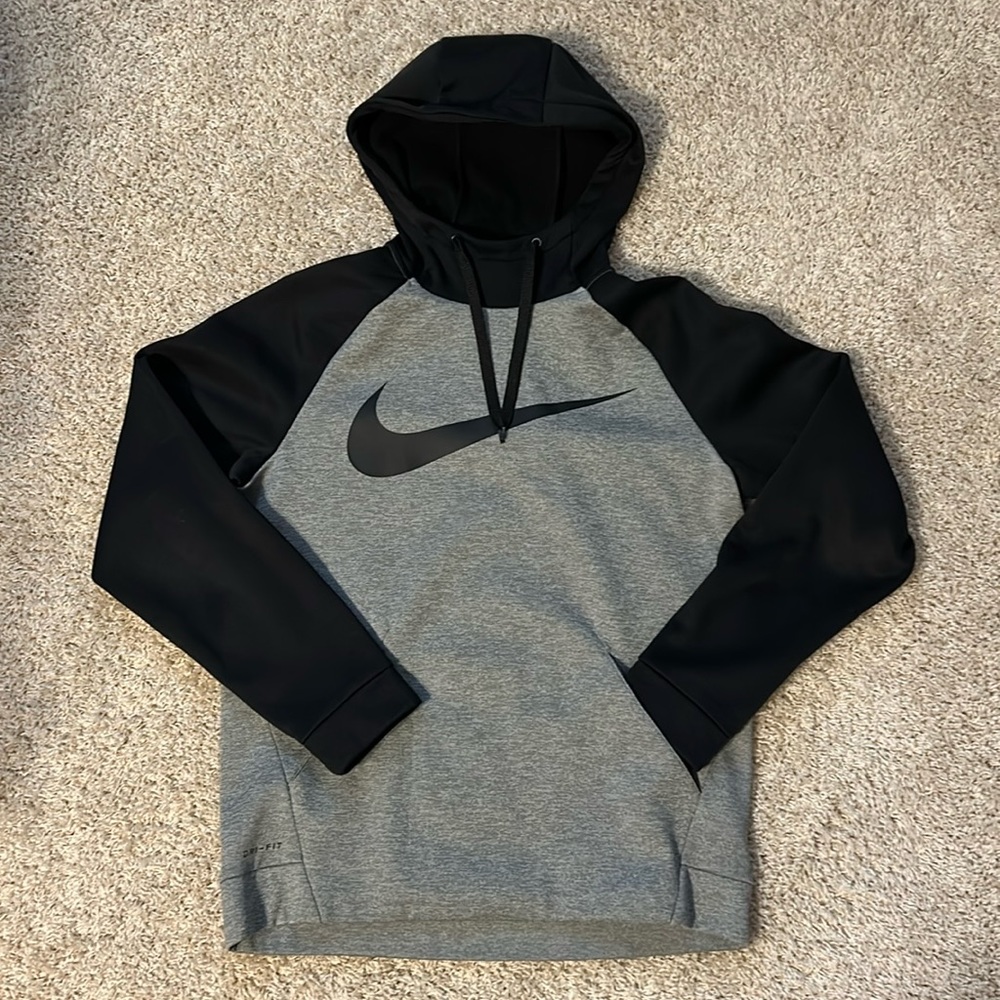 Nike Dri-fit Men’s Pullover Sweatshirt